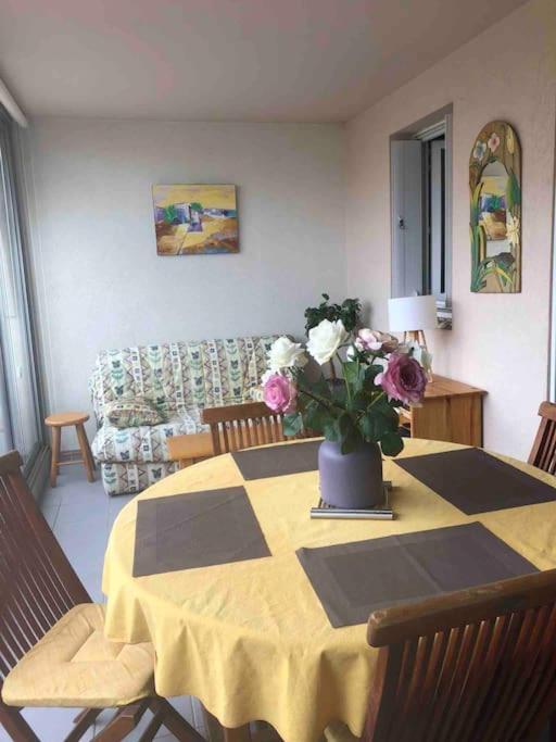 Coquet T2, Quartier Des Quilles, Climatise, 300M Des Plages Sète Exterior foto